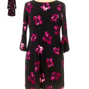 Tommy Hilfiger dress with 3/4 sleeves. Nearly new, only worn once!